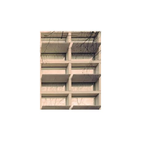 LB 39 URSA Roberto Ivens Building